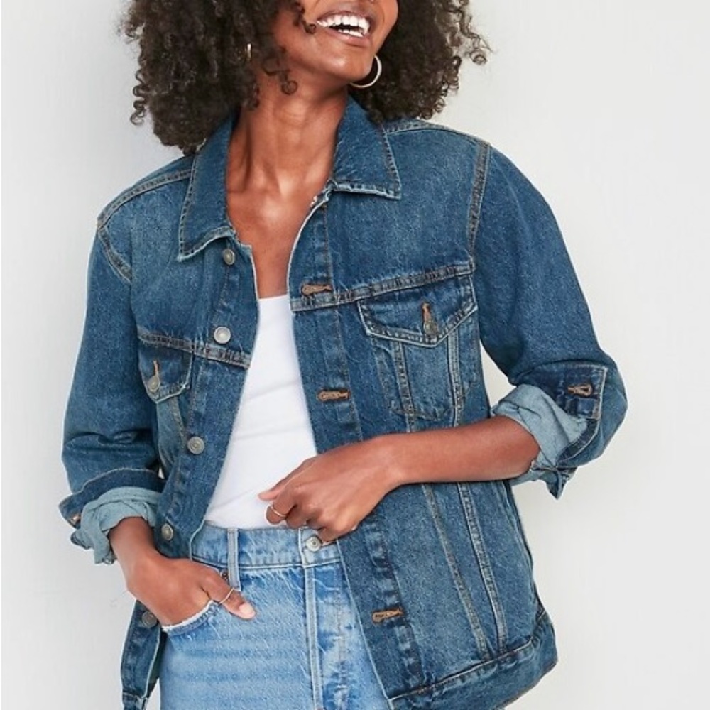 NWOT Old Navy Classic Trucker Style Medium Wash Denim Jacket Women’s Size Medium